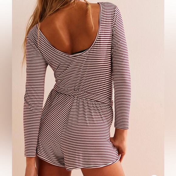 Free People Beach Striped Romper Burgundy White Size S - Picture 3 of 7